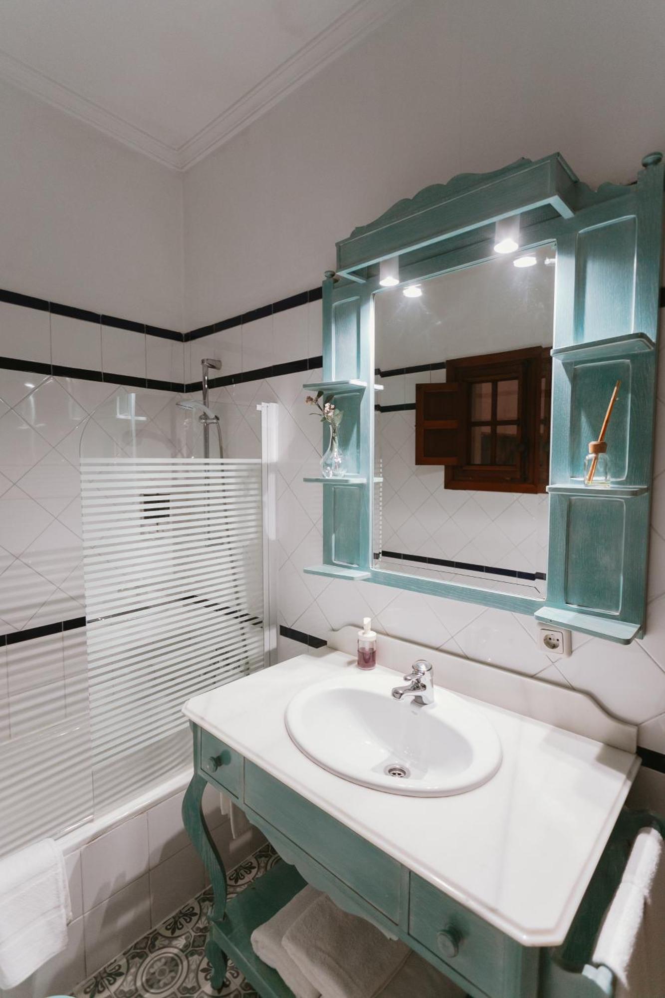 Komodo Casa Maravillas Rooms 세비야 외부 사진